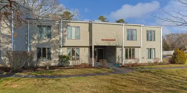 78 Old Colony Way