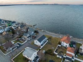 155+154 Manet Ave