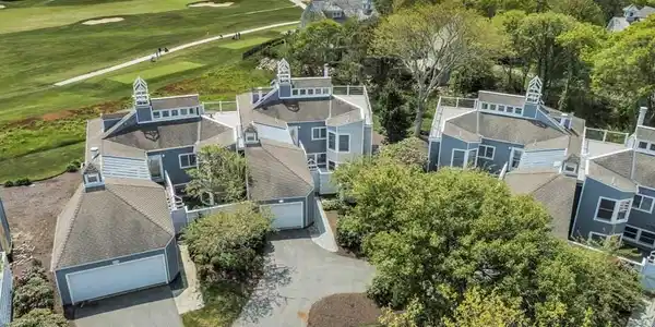 14 Sand Dunes Ct