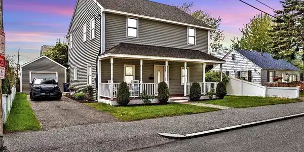 10 Wadleigh Ave