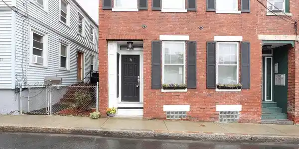 31 Division Street