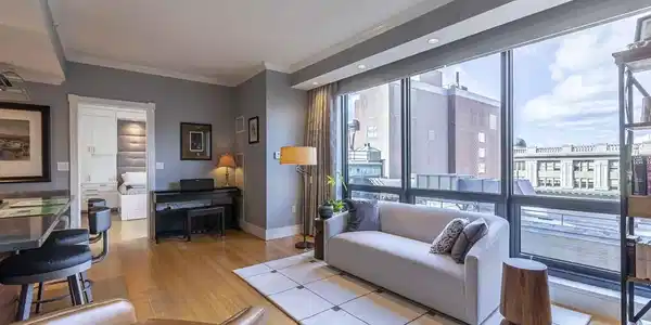 45 Province St