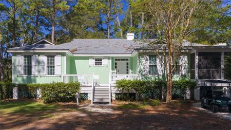 129 Avenue Of Oaks
