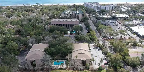 21 Lagoon Road