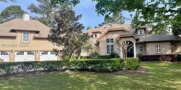 42 Lancaster Boulevard