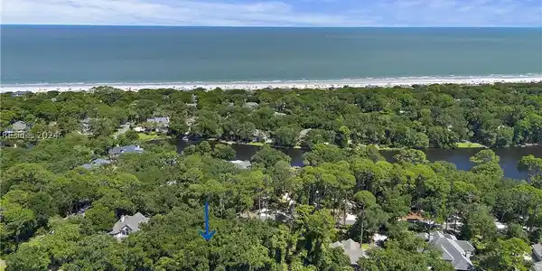 51 Sea LN