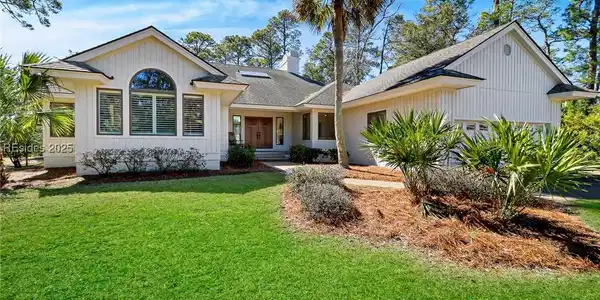 76 Barony Circle