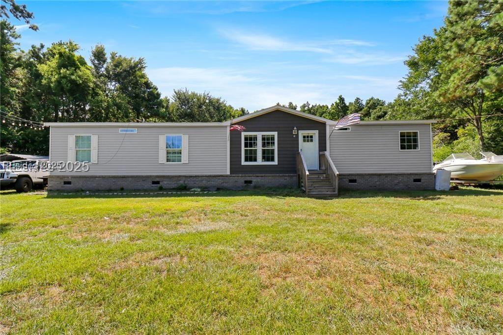 Image 4: Welcome to Lowcountry living!