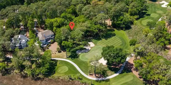 16 Sea Island Ln