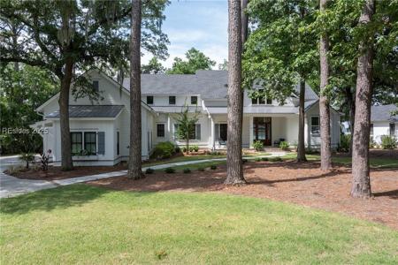 62 Winding Oak Drive