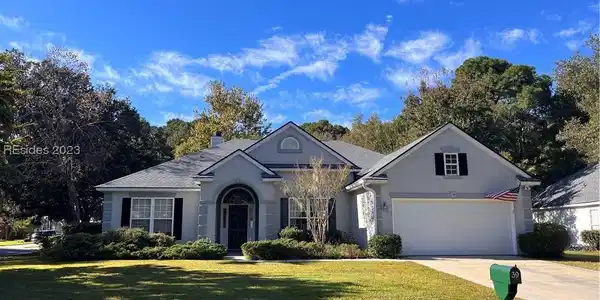 39 Stratford Drive
