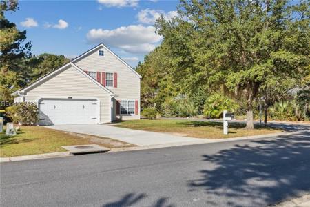675 Farm Lake Dr