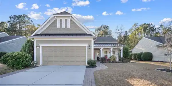 20 Groveview Avenue