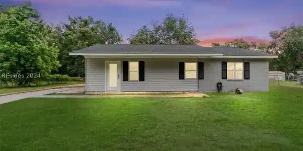 5 Castle Rock Road