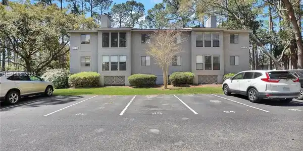 89 Forest Cove