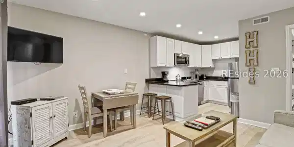 Image 3 Image 3