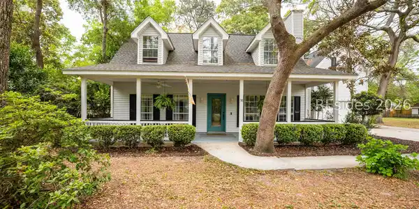 38 Le Moyne Drive
