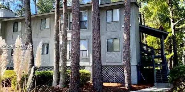 21 Forest Cove