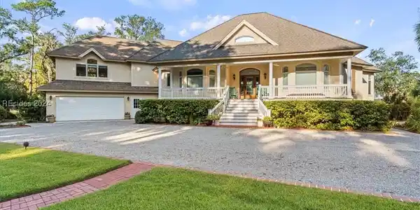 20 S Oak Forest Drive