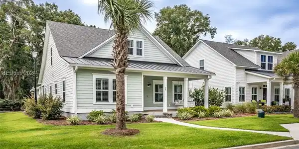 26 Basin Trail Street