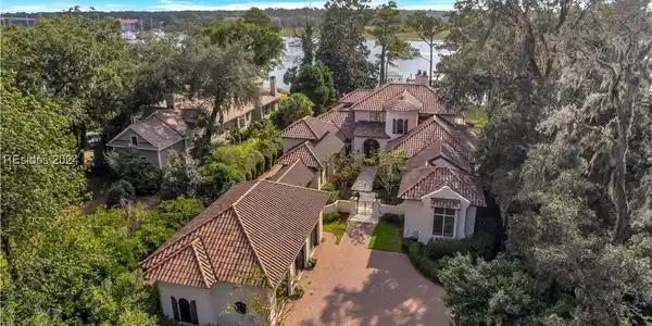 20 Widewater Road