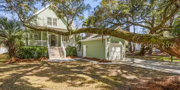 74 Tuscarora Avenue