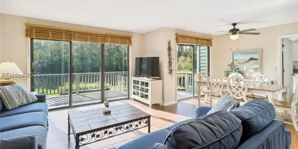 5 Lake Forest Drive