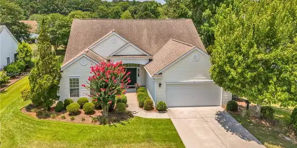 15 Glen Lake Avenue