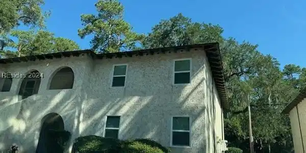 400 Wm Hilton Parkway