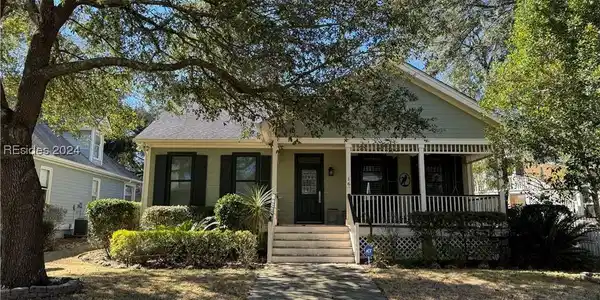16 Brisbane Drive