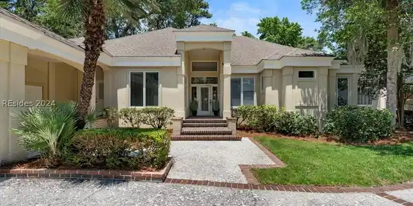 11 Covington Court