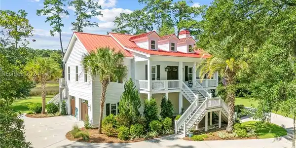 10 Woodstork Way