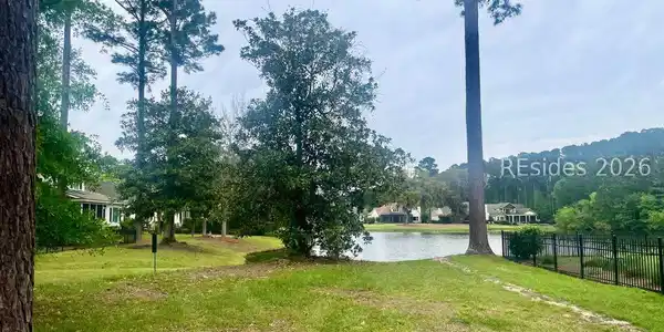 3 Halburton Circle