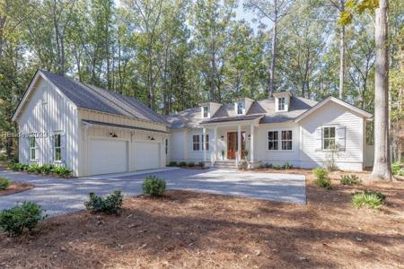 22 Longwood Drive