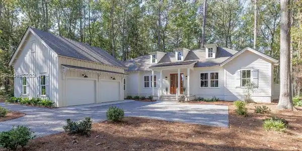 22 Longwood Drive