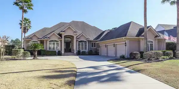 9 Canterbury Lane