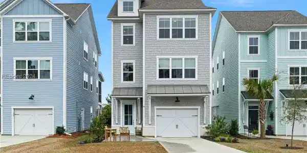 28 Broad View Lane