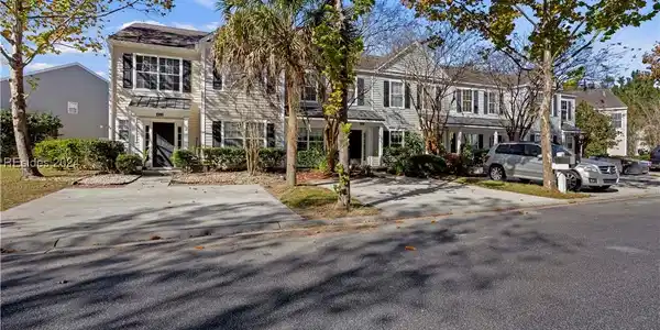 460 Gardners Lane