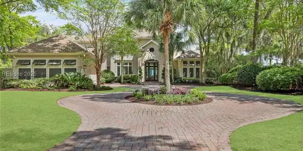 14 Herring Gull Lane