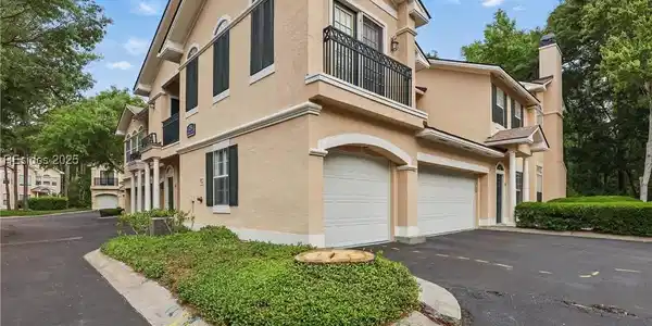 4 Indigo Run Drive