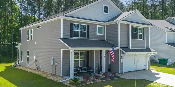 17 Water Mill Road