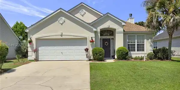 12 Trotters Circle