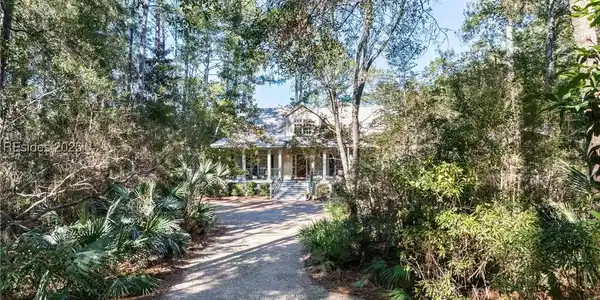 13 Fox Squirrel Court