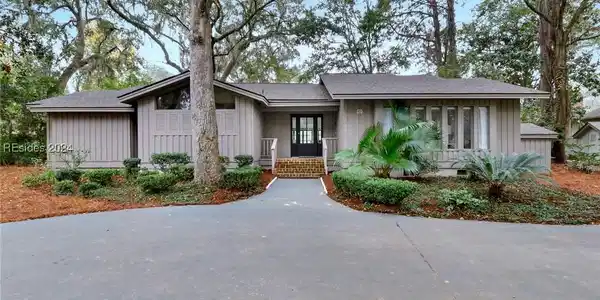 44 Heritage Road