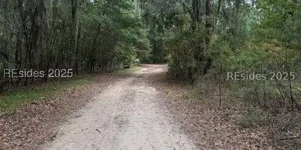 9 Turtles Pace Lane
