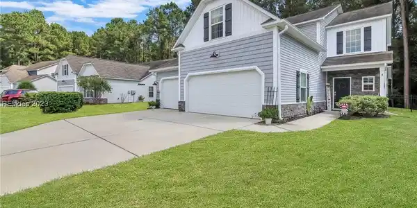8 Swamp White Oak Drive