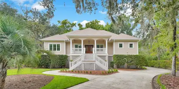 23 Carrington Point