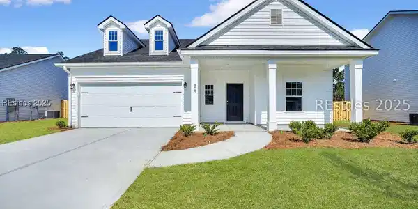 162 Founders Walk