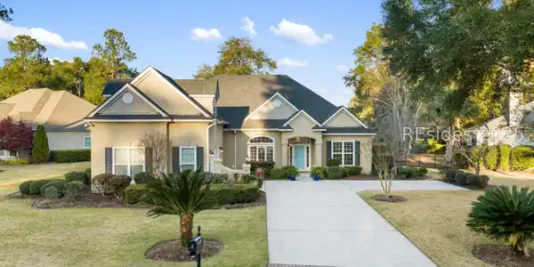 4 Stoney Point Drive