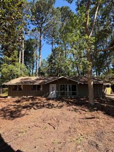 25 Bay Pines Drive